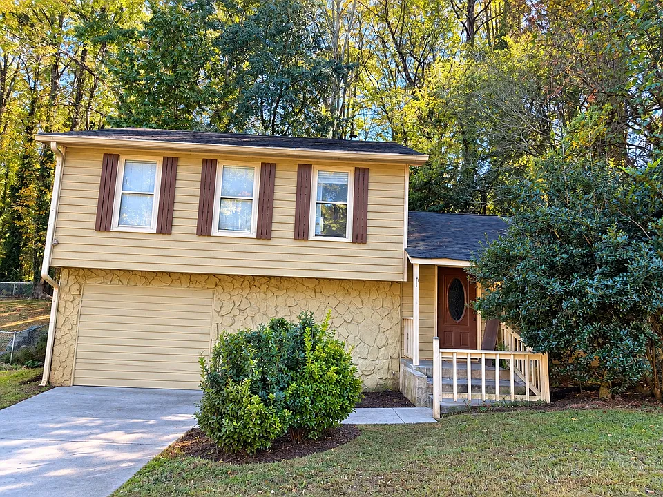 5312 Woodbin Dr