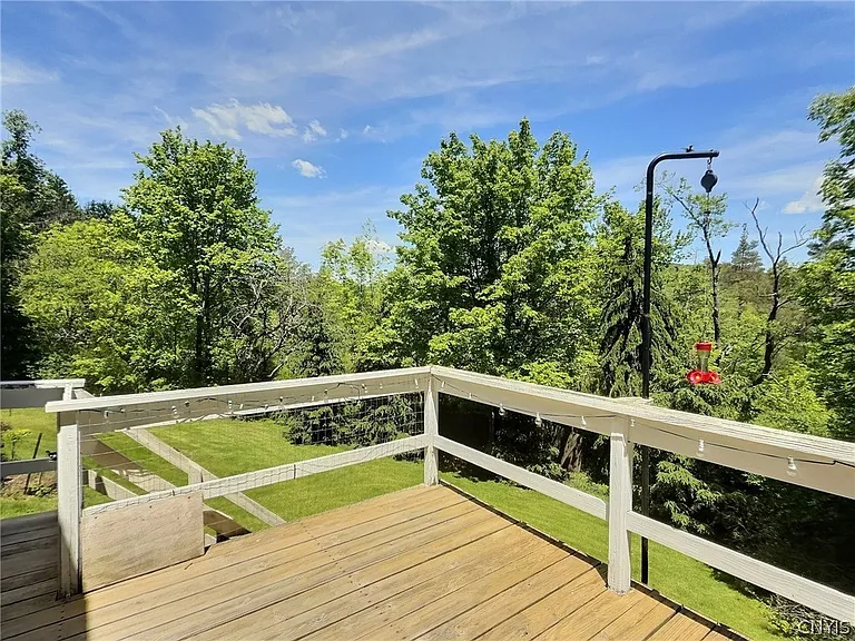 1783 Traverse Rd — Photo 3