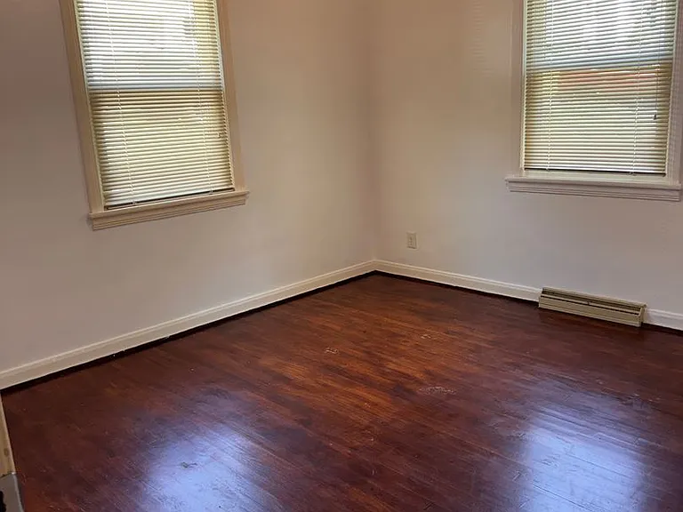 613 Westview Dr — Photo 12