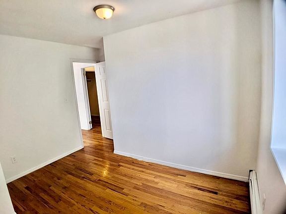 4th image of 108 Madison St #3