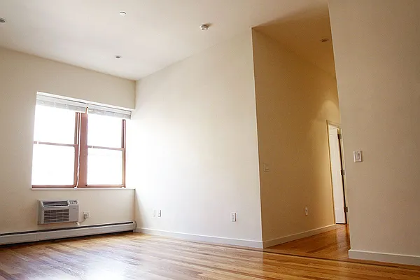 Rented by 166 Smith Street, LLC | media 16