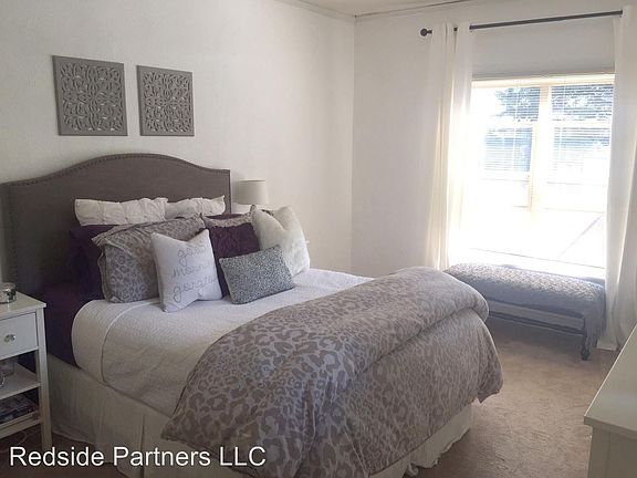 4th image of 1421 2nd Ave N APT 03