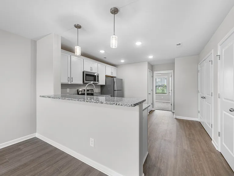 2209 Eldos Trace Cir — Photo 1