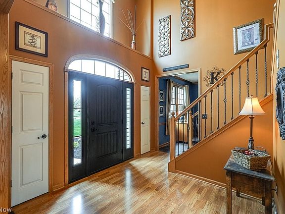 4th image of 17228 Woodlawn Ct