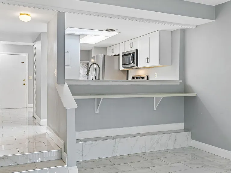 5810 Windhover Dr — Photo 6