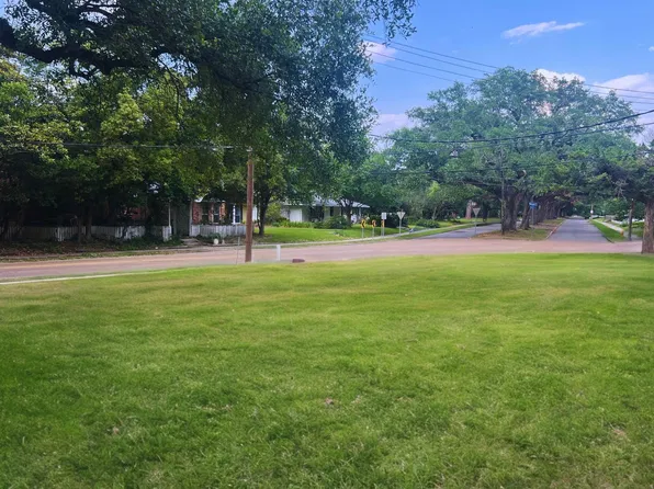 1226 Perkins Rd, Baton Rouge, LA 70806