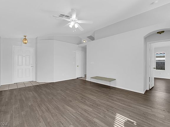 5th image of 9355 Gray Duck Ct