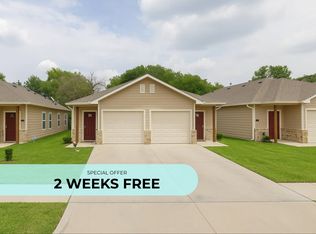 807 S Wilson St, Kaufman, TX 75142