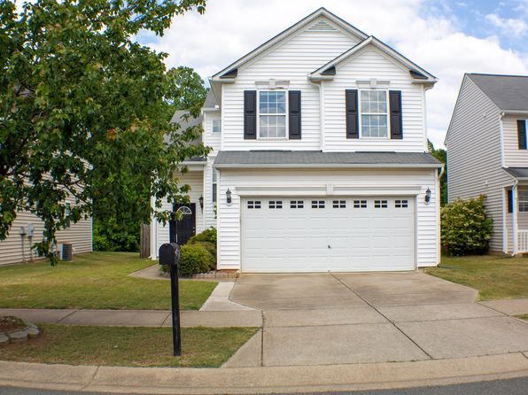 5145 Mabe Dr, Holly Springs, NC 27540