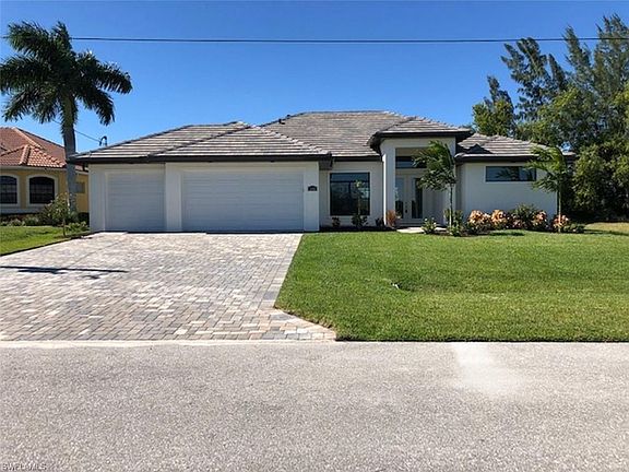 2nd image of 3500 SW 17th Ave