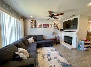 1501 Racquet Club Dr APT D, Los Banos, CA 93635