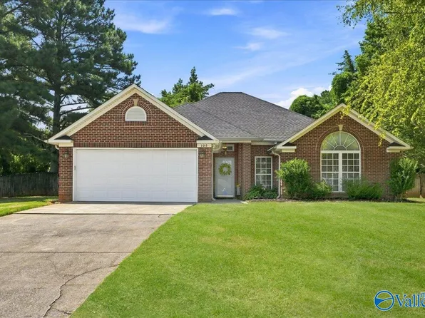 105 Ashlawn Ct, Huntsville, AL 35806