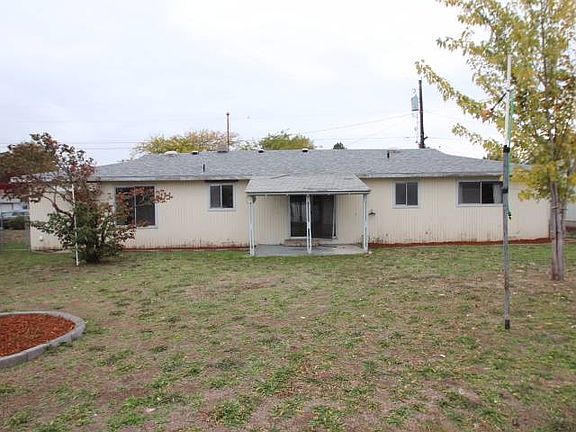 3rd image of 206 S Houston Ave