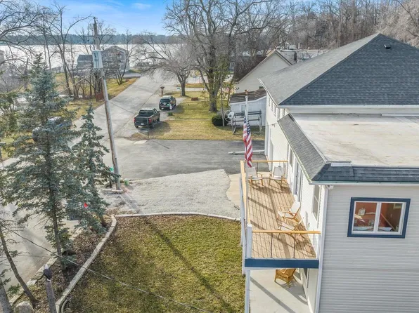 W1314 Beach ROAD, East Troy, WI 53120