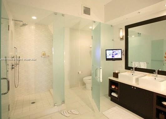 4th image of 5300 NW 87th Ave #616