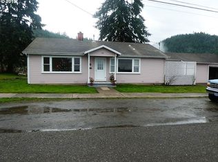 330 Pear St, Oakland, OR 97462