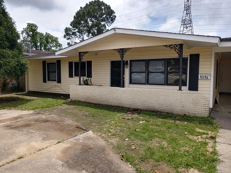 1812 David Dr — Photo 1