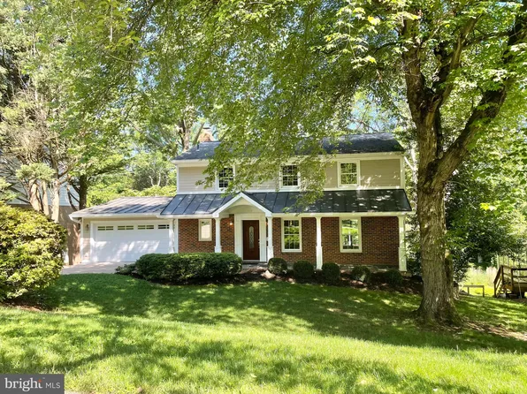 9522 Rockport Rd, Vienna, VA 22180