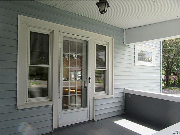 3rd image of 275 Forest Hill Dr