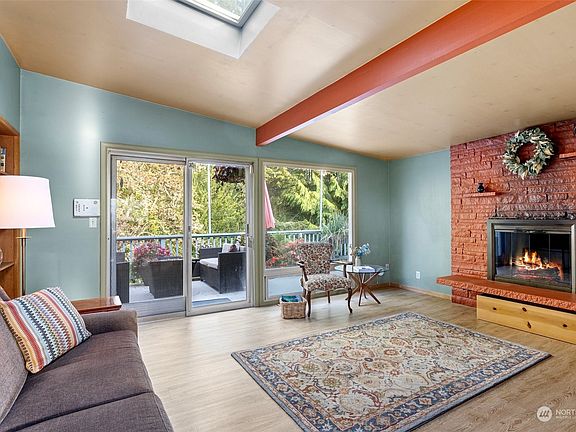 3rd image of 22620 13th Avenue S