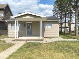 190 N Jackson Ave, Bradley, IL 60915