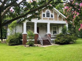 1330 E Tugalo St, Toccoa, GA 30577