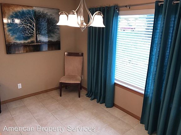 3rd image of 5528 Stone Crest Ct
