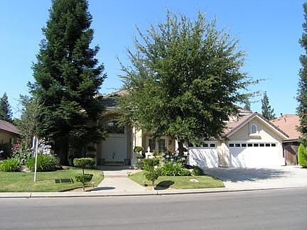1st image of 1367 E Saint James Cir