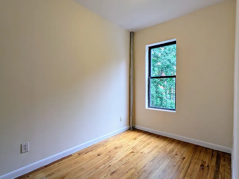 506 E 82nd St #17 — Photo 5
