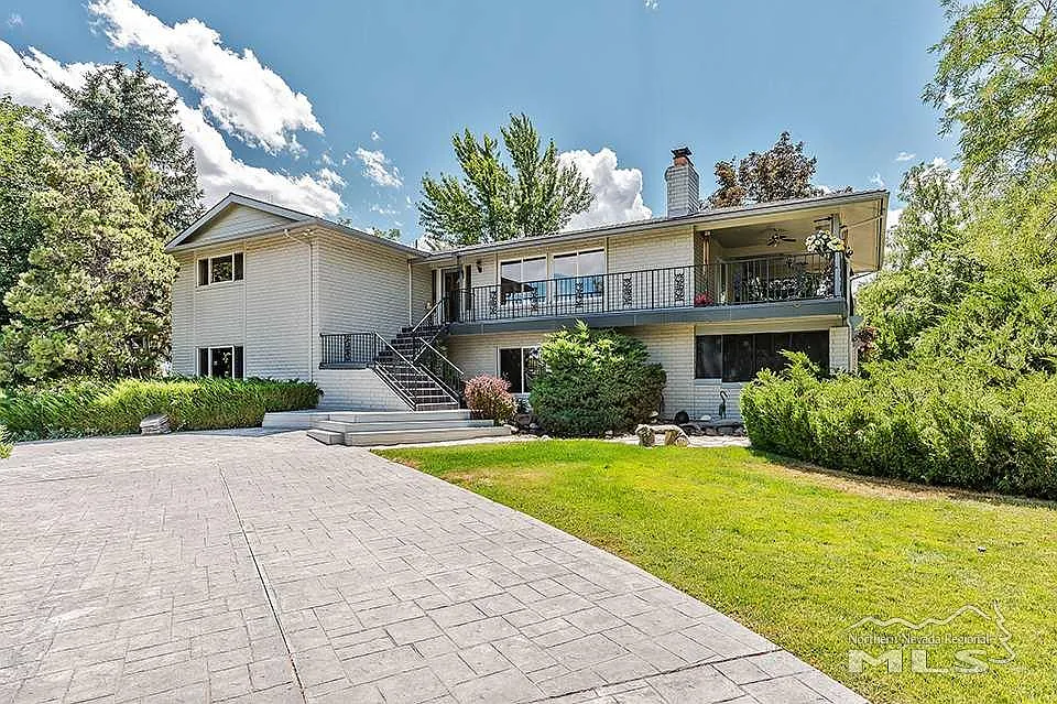 15160 Broili Dr photo 1