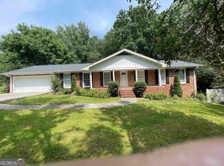 922 Sharon Ct, Fayetteville, GA 30214