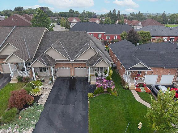 2nd image of 15 Millcroft Dr