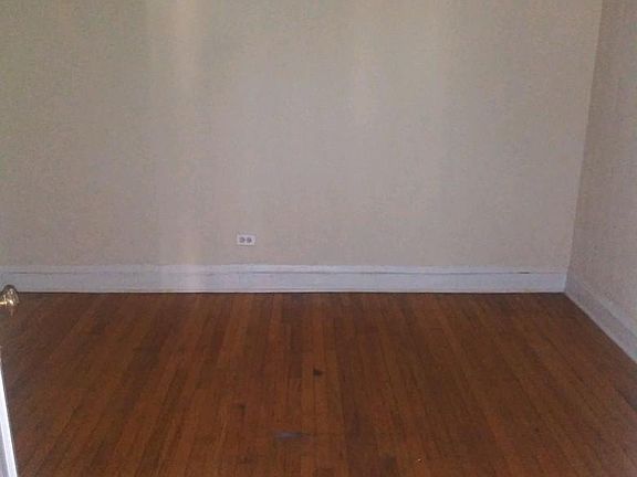 5th image of 7716 S East End Ave APT 2B