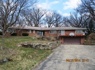 28W220 Purnell Rd, West Chicago, IL 60185