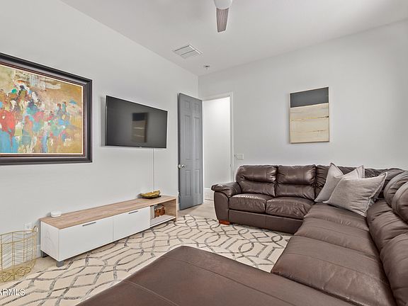 4th image of 20604 W WESTERN Drive