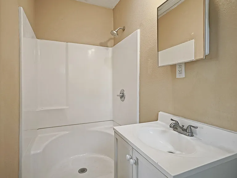 2510 25th St — Photo 26