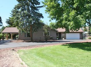 1371 Pine Grove Rd, Klamath Falls, OR 97603