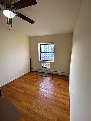 3rd image of 37-21 32nd St #405