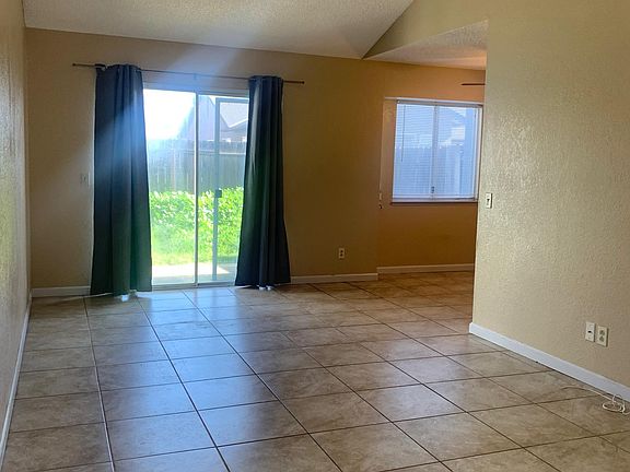 2nd image of 621 Deerwood Dr