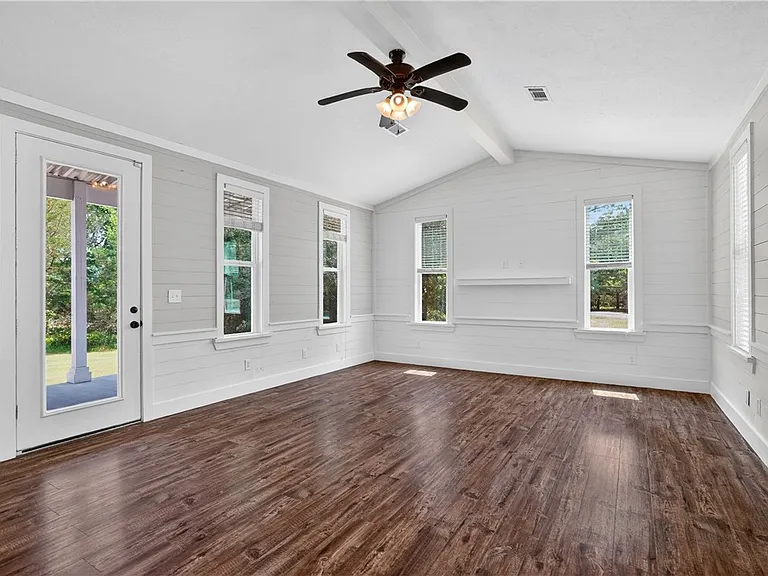 5428 Raymond Stotzer Pkwy — Photo 33