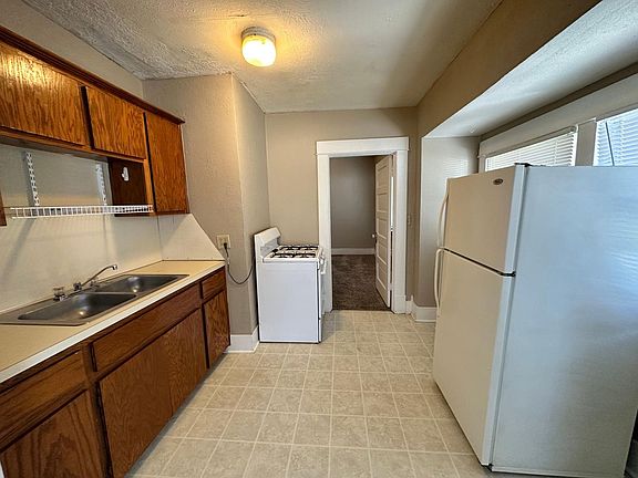 4th image of 715 Asp Ave #715/1