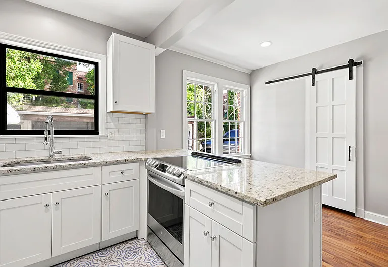 Kitchen/dining