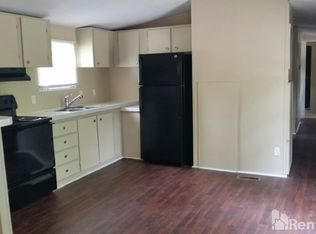 211 Apollo Dr, Fayetteville, GA 30214