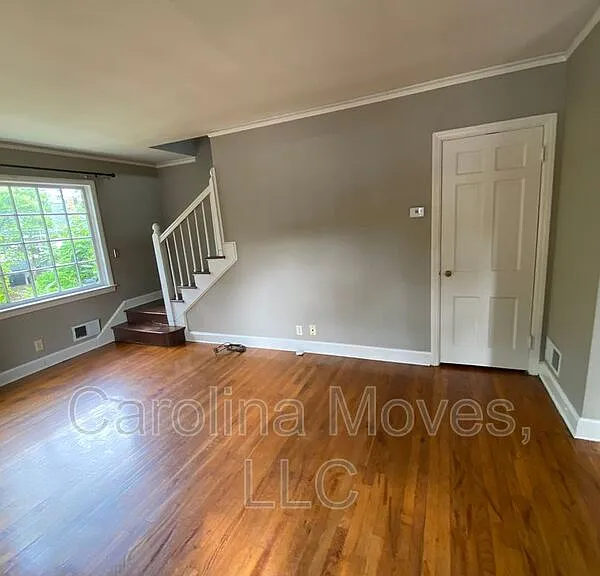 808 N Main St — Photo 2