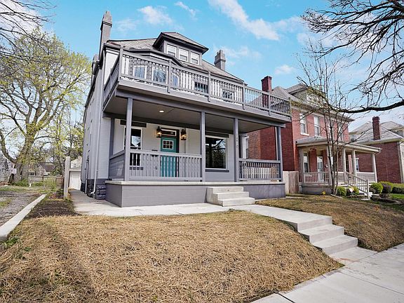 3rd image of 1576 Richmond Ave