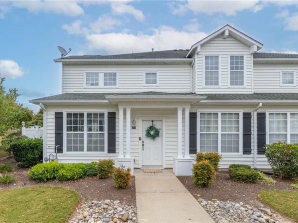 5324 Charmont Ct, Virginia Beach, VA 23455