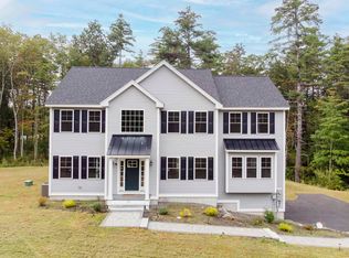 110 Bluff St, Salem, NH 03079