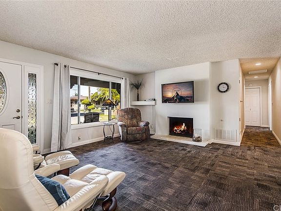 5th image of 1622 E Tyrol Ave