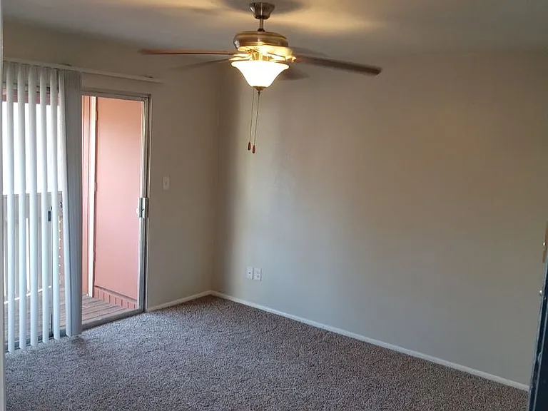 Ponderosa Ranch Apartments — Photo 26