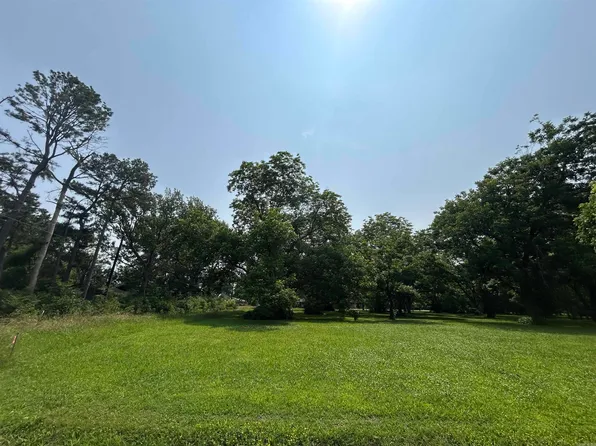 5 N Lowe St #L, Stuttgart, AR 72160